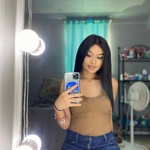 Meet your Posher, Hailey